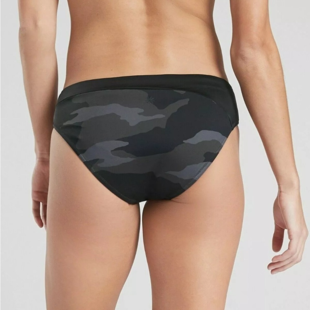 NWT Athleta Freestyle Black Camo Swim Bottom XS UPF 50+